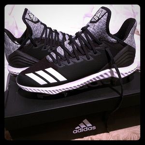 Adidas icon bounce hybrid metal cleats. Brand new